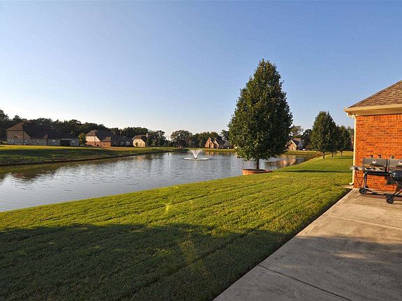 3rd image of 5007 Laurel Lake Dr