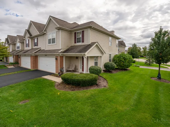 2202 Claremont Ln, Lake In The Hills, IL 60156