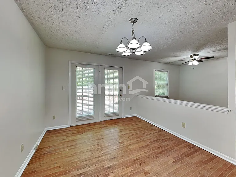 210 Wood Valley Ct — Photo 7