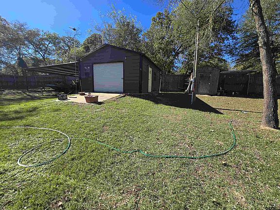 3rd image of 22674 Lakeway Hbr