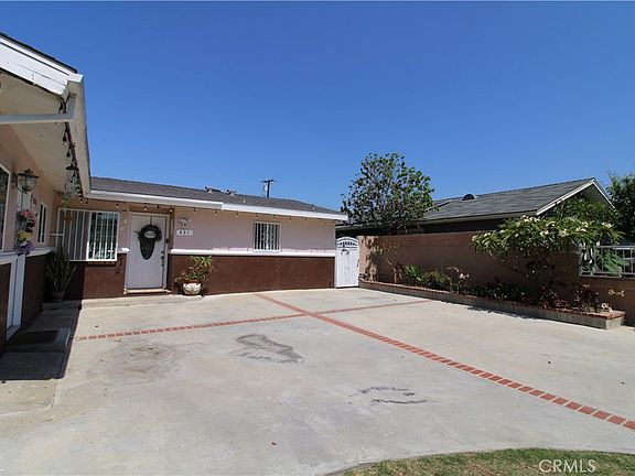 4th image of 431 Cabana Ave