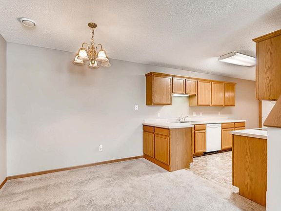5th image of 5135 207th St N