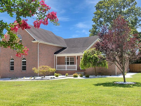 4th image of 112 Lakewood Cir
