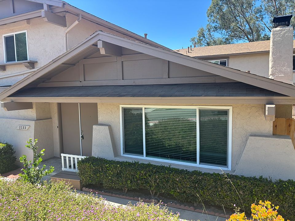 Front of townhome