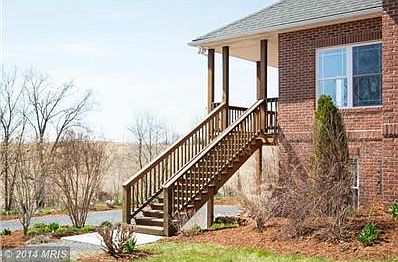 Wrapped by farm land!