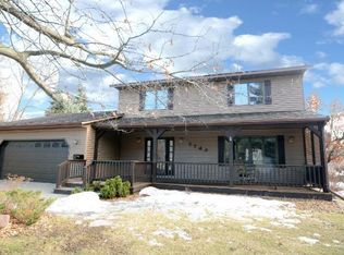 7746 Blackwell Ct, Inver Grove Heights, MN 55076