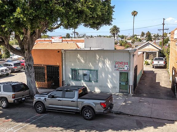2nd image of 2813 E Cesar E Chavez Ave