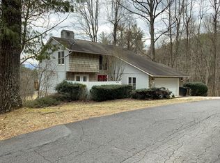 476 Golf Course Cir, Murphy, NC 28906