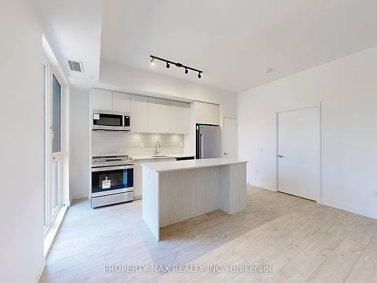 170 Clonmore Dr #9 — Photo 11