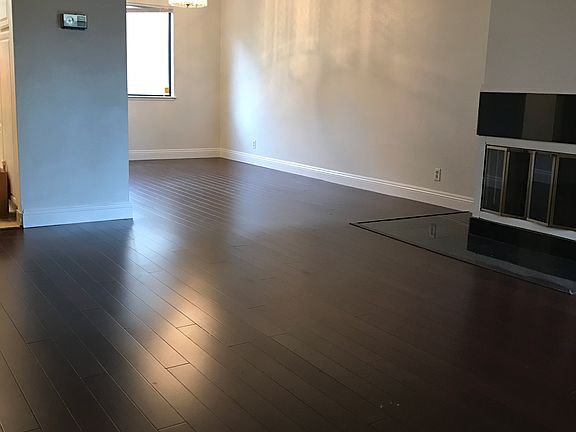 3rd image of 1903 Miraplaza Ct
