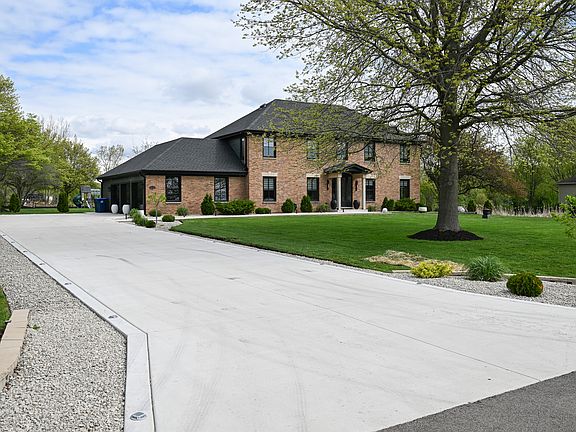 3rd image of 36W338 McKay Dr