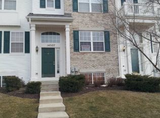14527 Patriot Square Dr E, Plainfield, IL 60544