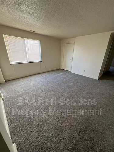 7875 Reading Rd Photo 1