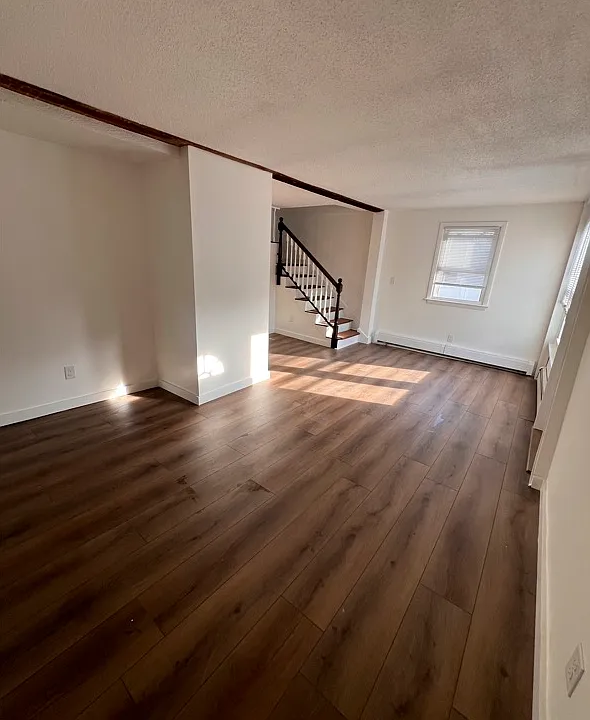 209 South St