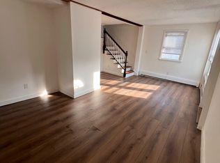 209 South St, Wrentham, MA 02093