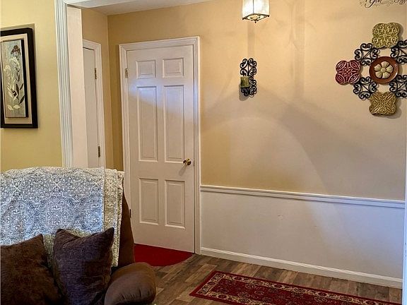 4th image of 112 Bett Mar Ln