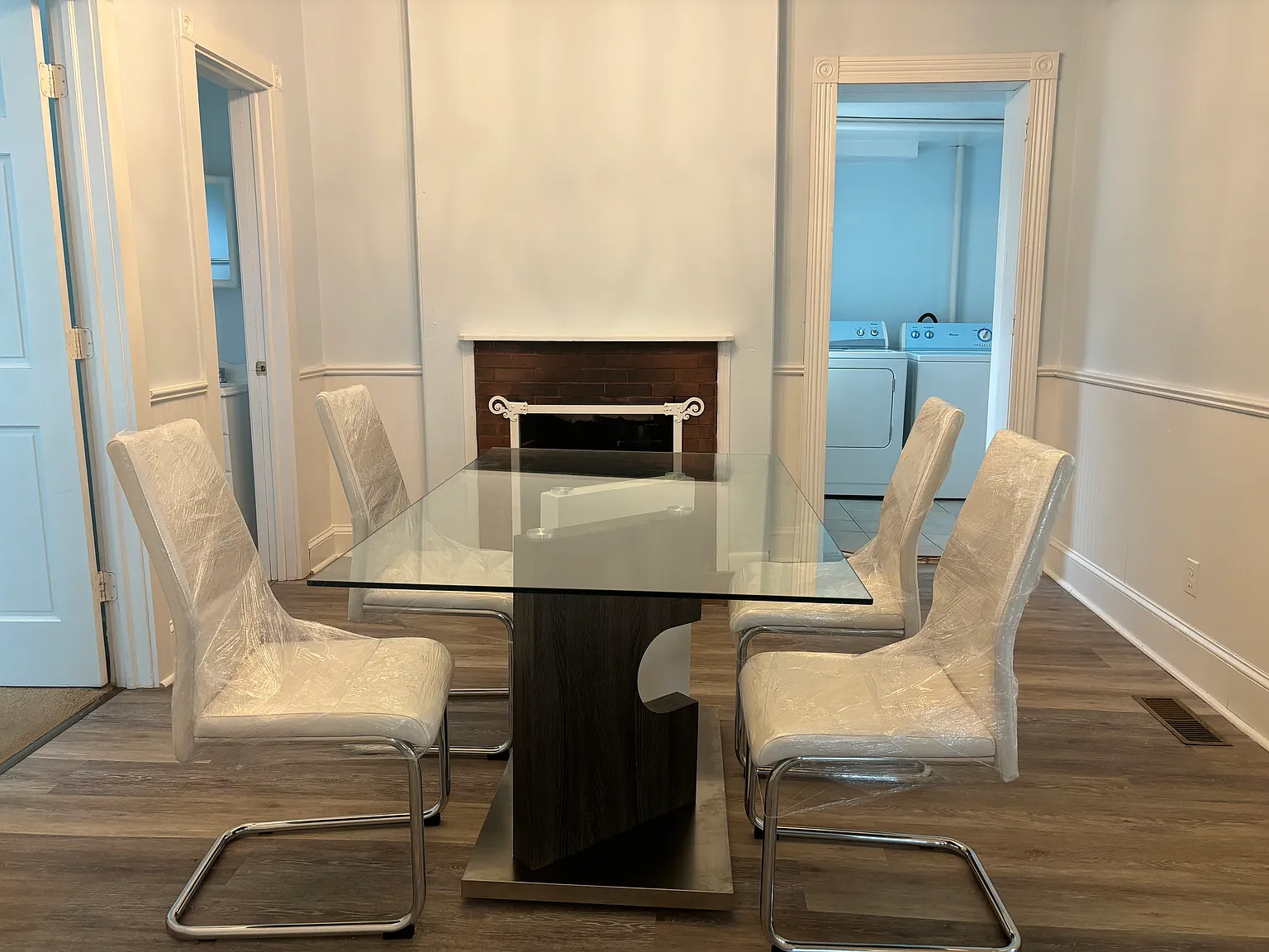 3 bed, 2.5 bath, 1639 sqft, $3,380 — Photo 4