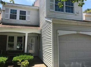207 Haddon Hollow Ct, Middle Island, NY 11953