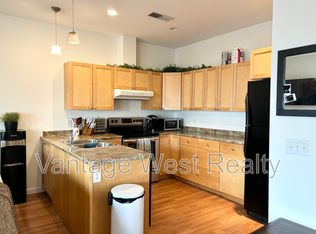 1856 Ambrosi Rd #215, Kelowna, BC V1Y4R9