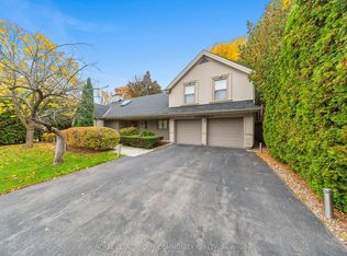 154 Old Yonge St, Toronto, ON M2P1P9