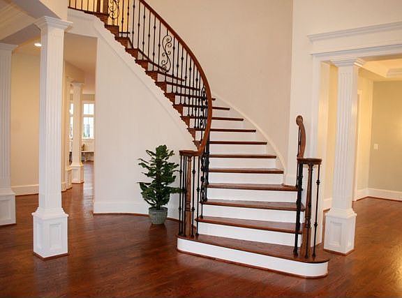 2nd image of 15798 Spyglass Hill Loop
