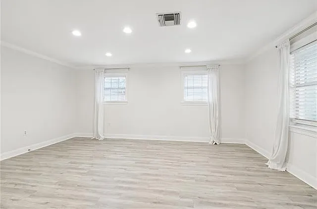 5537 Cherlyn Dr — Photo 20