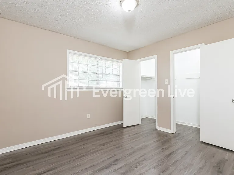 2839 Teasley Dr — Photo 11