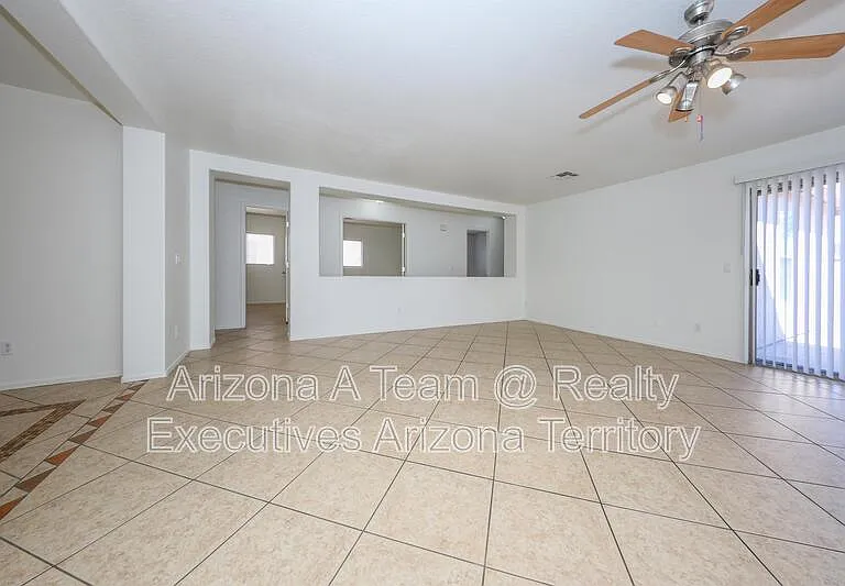 1892 W Bagley Way — Photo 6