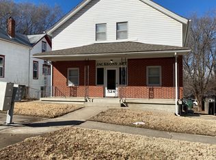 524 Chestnut St APT 4, Leavenworth, KS 66048