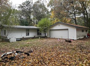 N2447 W Pine Cir, Redgranite, WI 54970