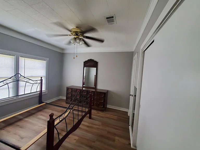 2815 Graybow Rd — Photo 5