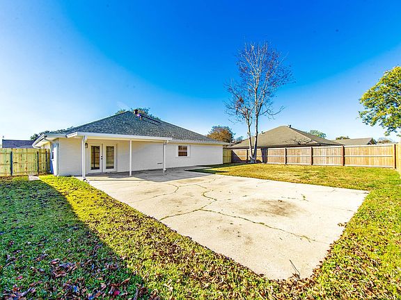 2nd image of 2902 Creole Dr