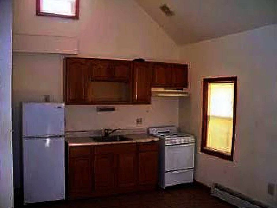1st image of 305A Beach 88th St