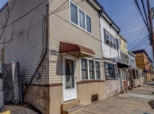 9 E 17th St, Bayonne, NJ 07002