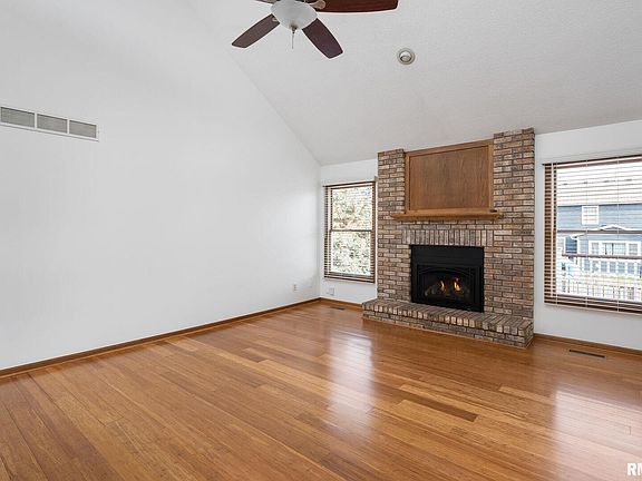 5th image of 5087 Brentwood Dr