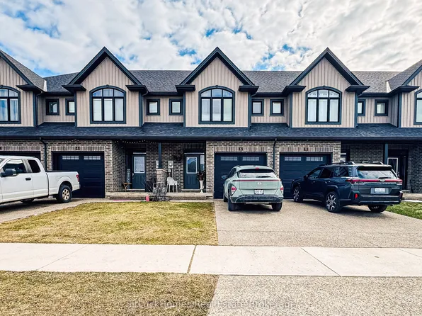 6 Spring Crest Way, Thorold, ON L2V 0H1