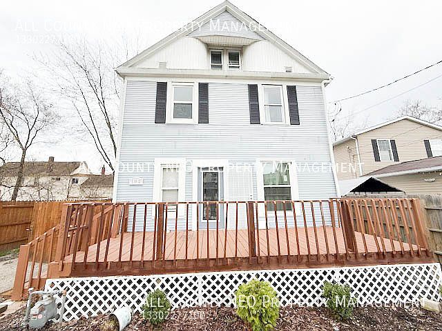 1st image of 182 Paris Ave