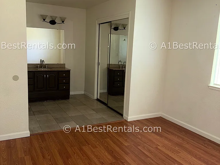2913 Sugarpine Way — Photo 14