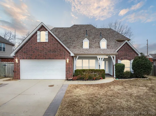 11926 S Date Ave, Jenks, OK 74037