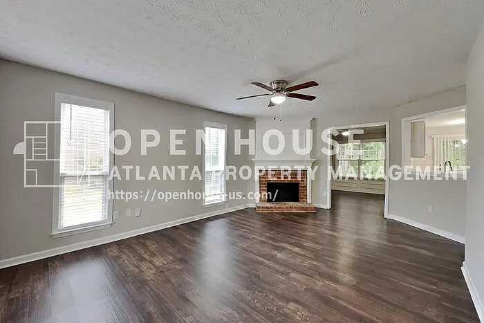 3 bed, 2.5 bath, 1937 sqft, $2,365 — Photo 4
