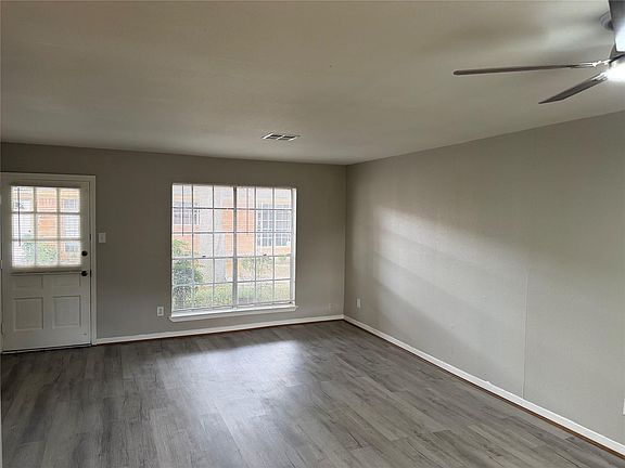 3rd image of 3320 Burke Rd APT 54