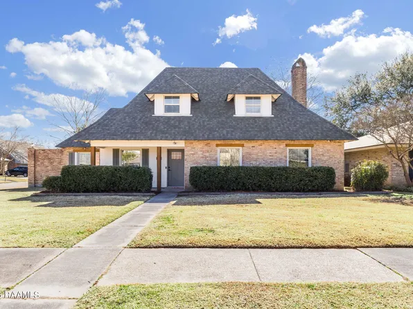 120 Mountainside Dr, Lafayette, LA 70503