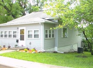 622 W Jackson St, Centerville, IA 52544