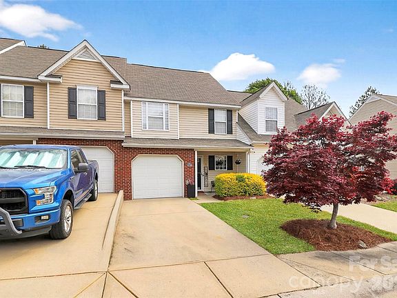3rd image of 1726 Eagle Ridge Dr