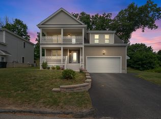 18 Iroquois St, Worcester, MA 01602