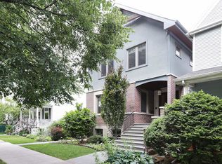 2018 W Pensacola Ave, Chicago, IL 60618
