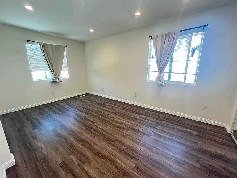 1141 Tobias Dr — Photo 9