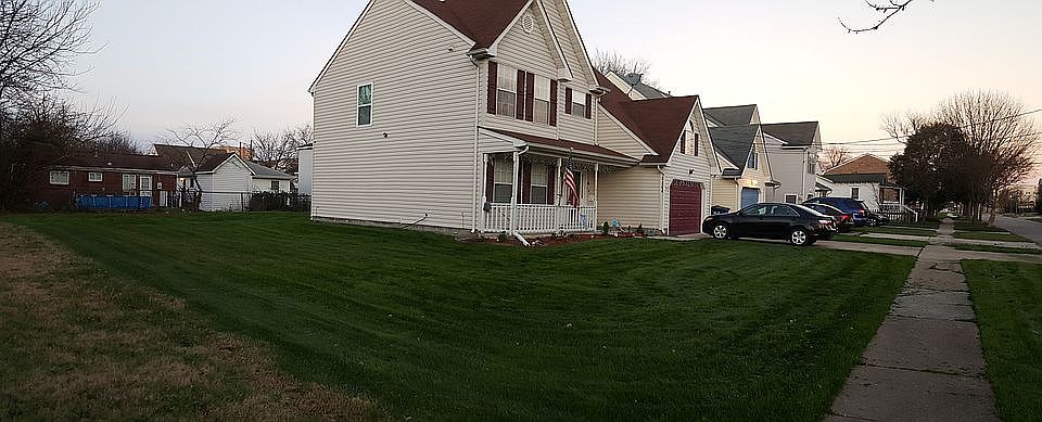1st image of 1266 W 39th St