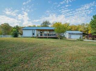 1394 Harpo Rd, Manchester, TN 37355