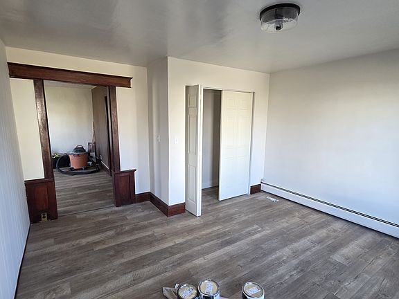 3rd image of 231 Nevins St